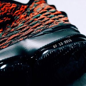 LEBRON 15 BHM SIZE 7 BRAND NEW